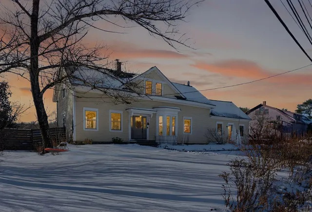 $590,000 | 156 Main Street, Bowdoinham, ME 04008