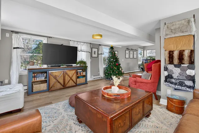 $590,000 | 156 Main Street, Bowdoinham, ME 04008