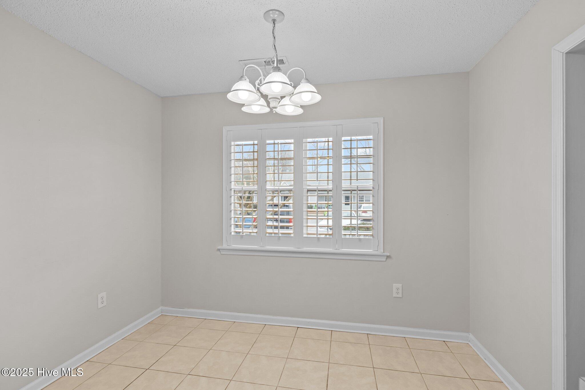 303 Barbour Road, Unit 303 Morehead City, NC 28557 - Photo 23 of 43 23-web-or-mls-1S3A0815