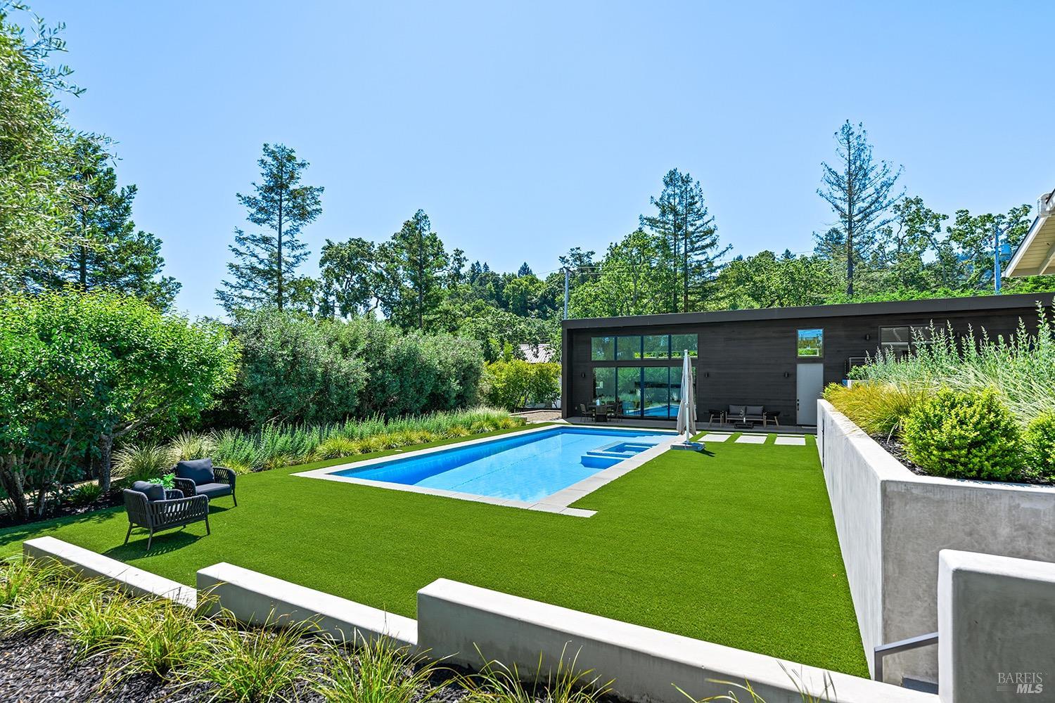 33 Rancheria Road Kentfield, CA 94904 - Photo 4 of 87