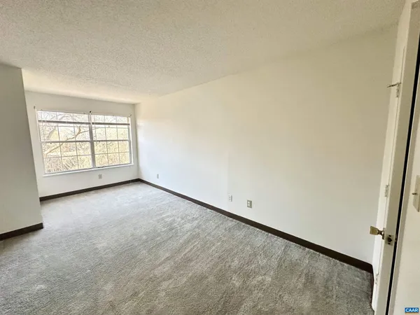 $1,425 | 1220 Smith Street, Charlottesville, VA 22901