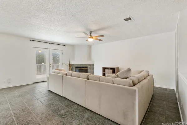 $324,990 | 11053 Cedar Park, San Antonio, TX 78249