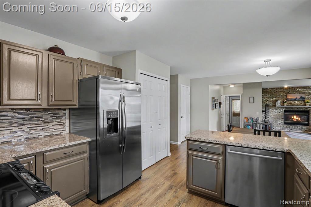 6433 Woodcrest Ridge Clarkston, MI 48346 - Photo 13 of 40