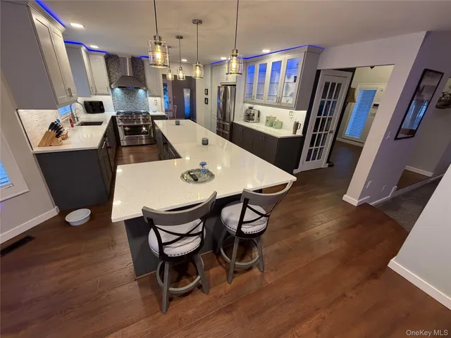 $965,000 | 503 Wading River Road, Manorville, NY 11949