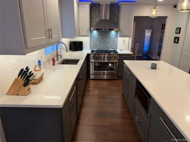 $965,000 | 503 Wading River Road, Manorville, NY 11949