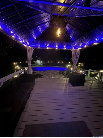 $965,000 | 503 Wading River Road, Manorville, NY 11949