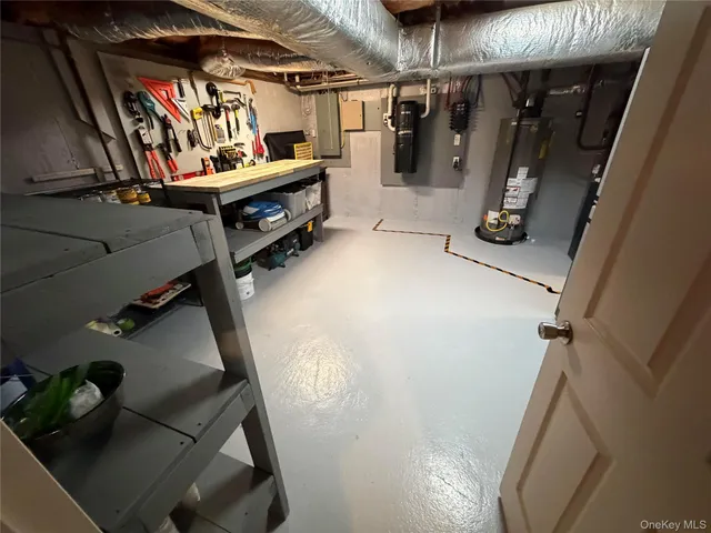 $965,000 | 503 Wading River Road, Manorville, NY 11949