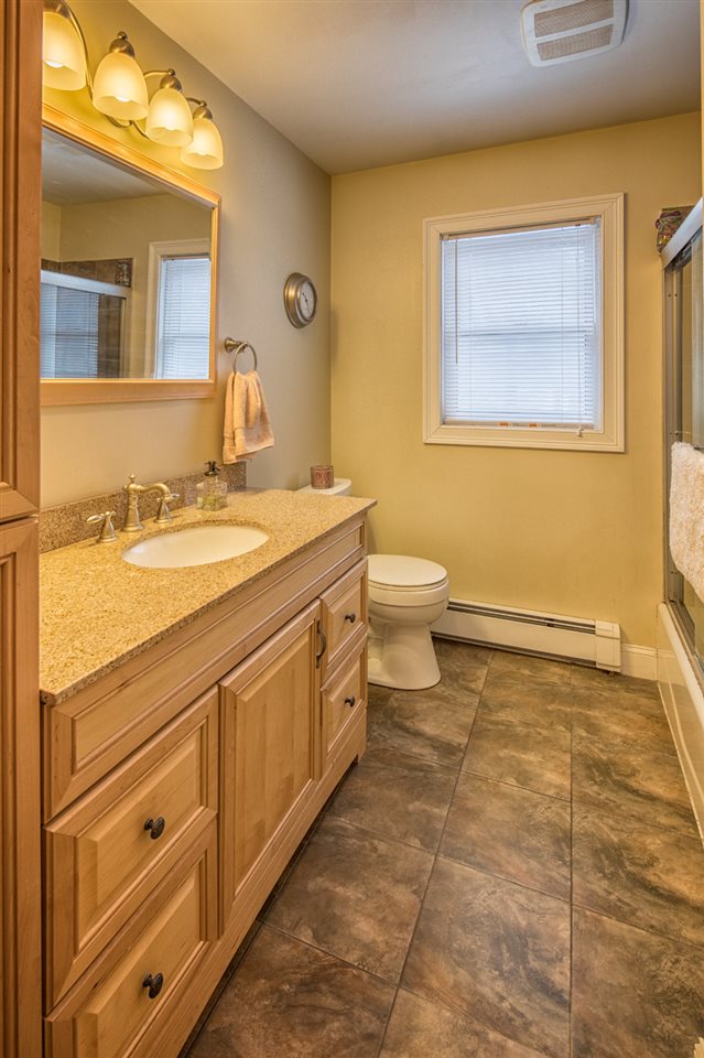 8 Maplewood Avenue Rochester, NH 03867 - Photo 20 of 22