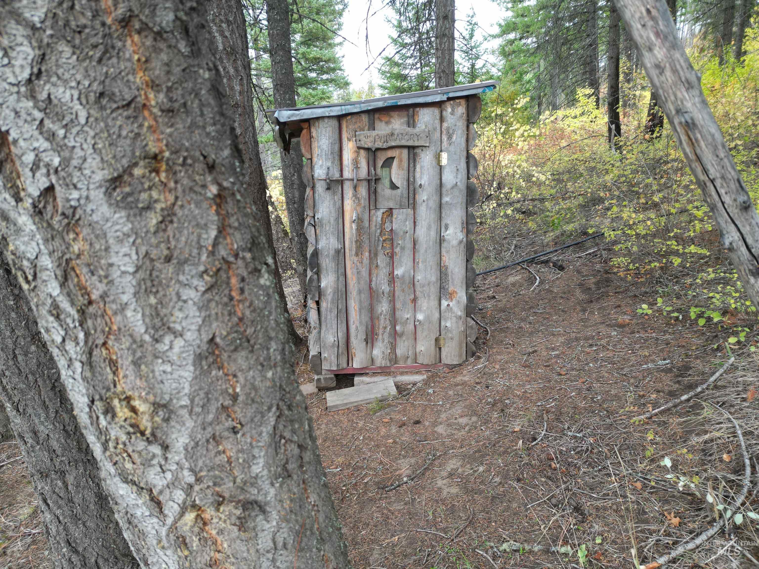 905 Hidden Valley Lane Weippe, ID 83553 - Photo 26 of 30 View of outbuilding