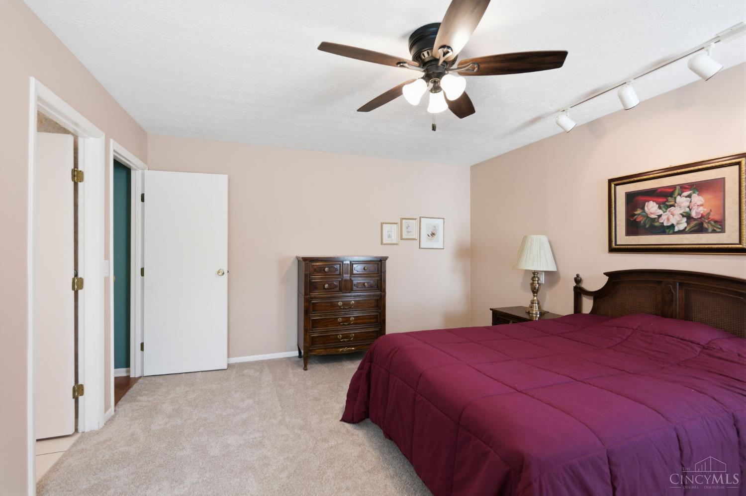 2 Boxwood Court Springdale, OH 45246 - Photo 27 of 53
