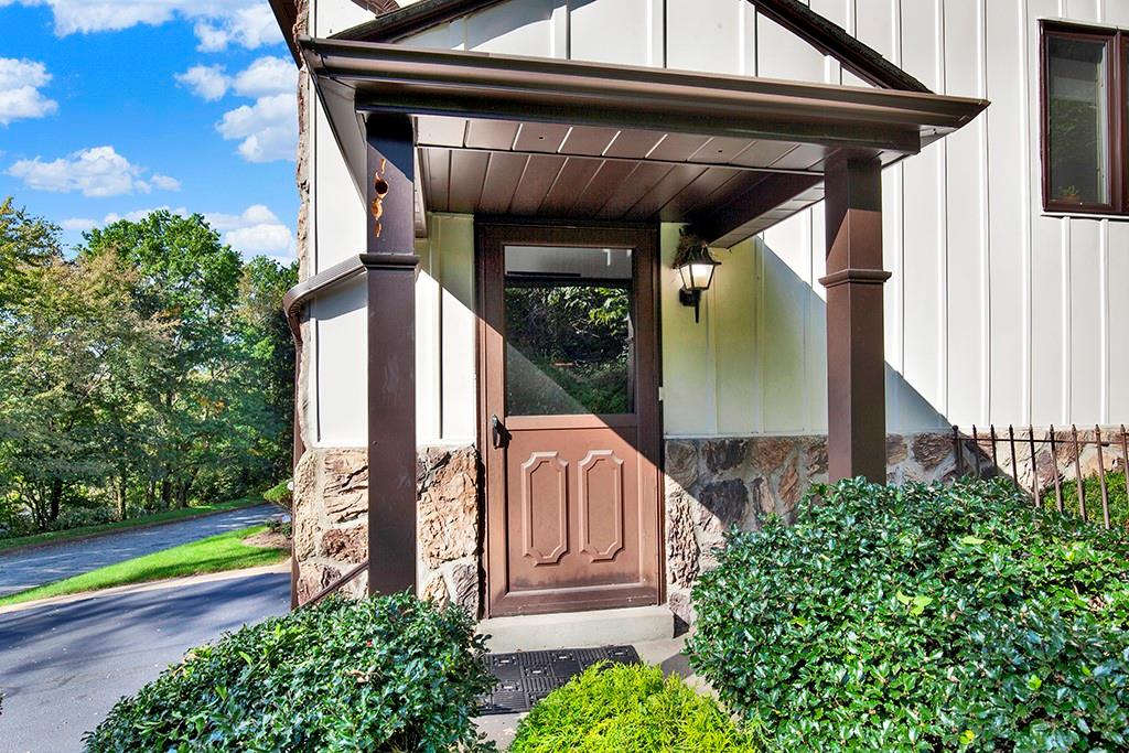 101 Forest Ridge Drive Pittsburgh, PA 15221 - Photo 26 of 32 Gallery Image 26