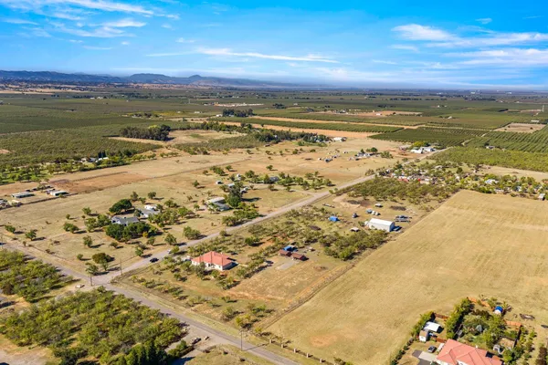 $875,000 | 6581 Wisconsin Avenue, Arbuckle, CA 95912