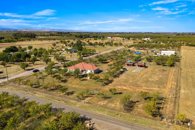 $899,000 | 6581 Wisconsin Avenue, Arbuckle, CA 95912