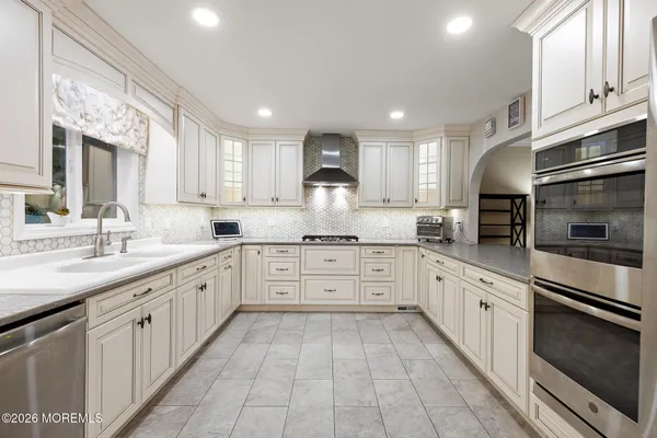 $799,910 | 2 Bernice Drive, Freehold, NJ 07728