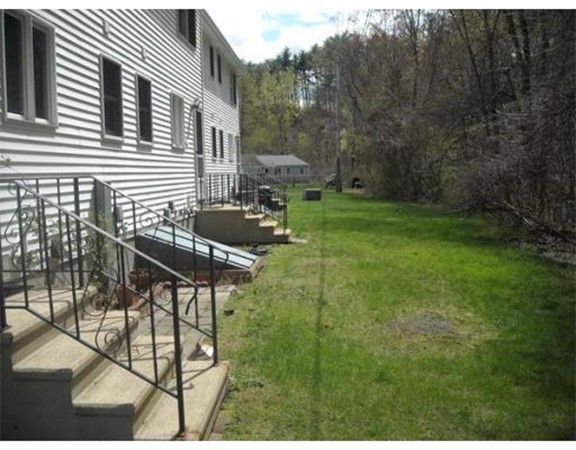 704 Russell Road, Unit B Westfield, MA 01085 - Photo 11 of 12