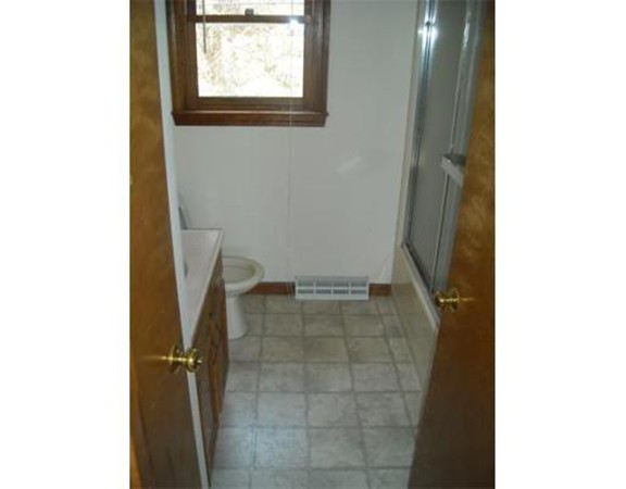 704 Russell Road, Unit B Westfield, MA 01085 - Photo 7 of 12