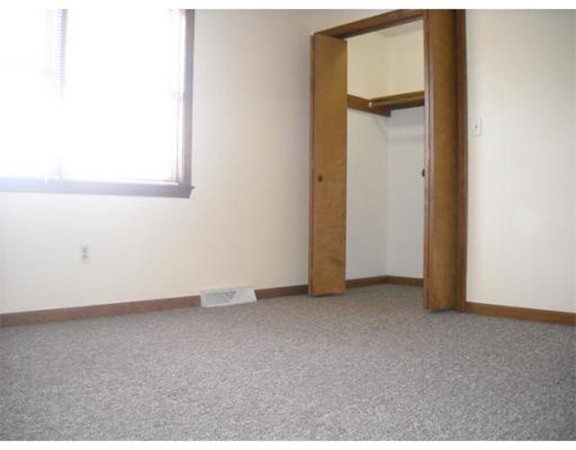 704 Russell Road, Unit B Westfield, MA 01085 - Photo 9 of 12