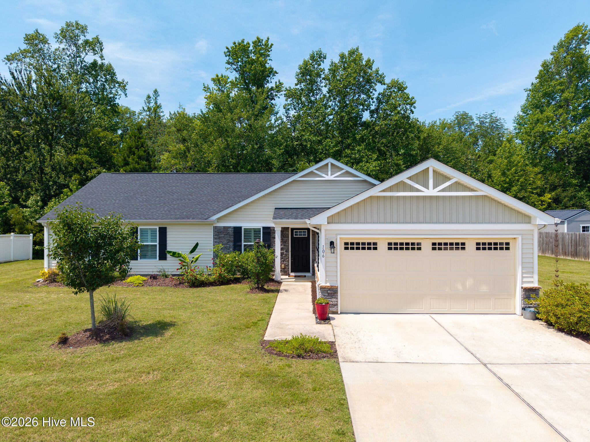 106 Hidden View Loop Moyock, NC 27958 - Photo 1 of 32