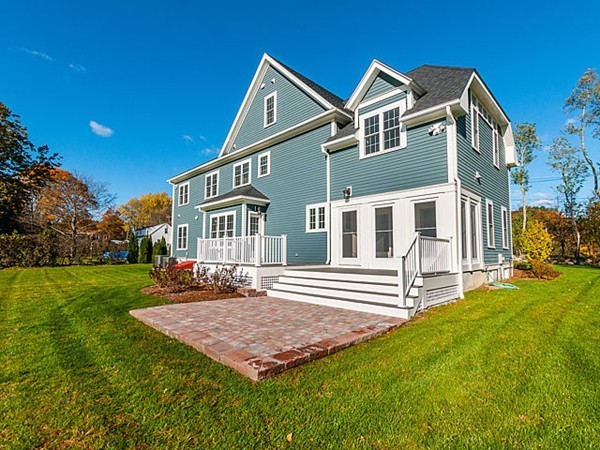 433 Davis Road Bedford, MA 01730 - Photo 27 of 28 Gallery Image 27