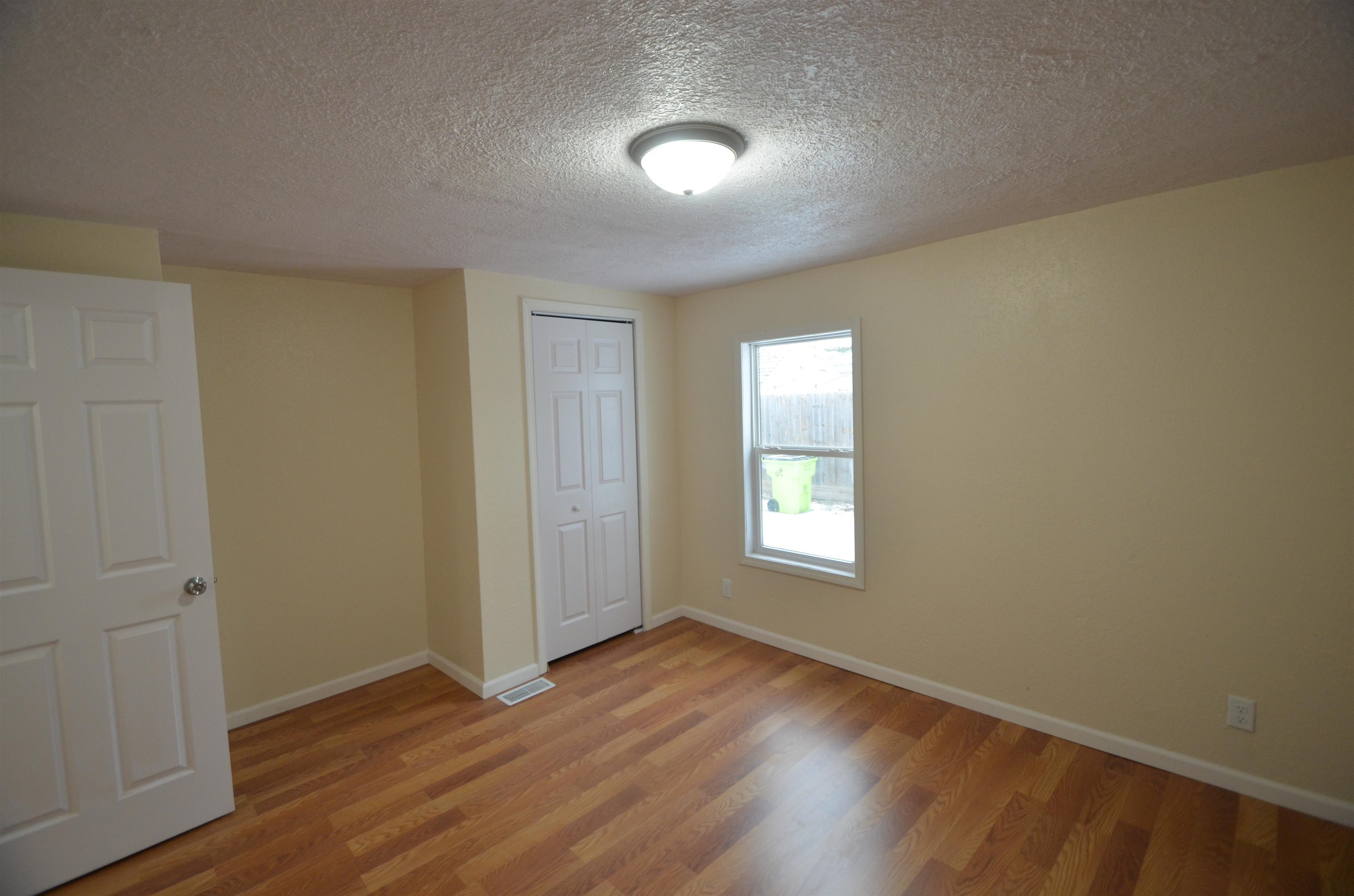 137 Walnut Street Butler, IN 46721 - Photo 11 of 18