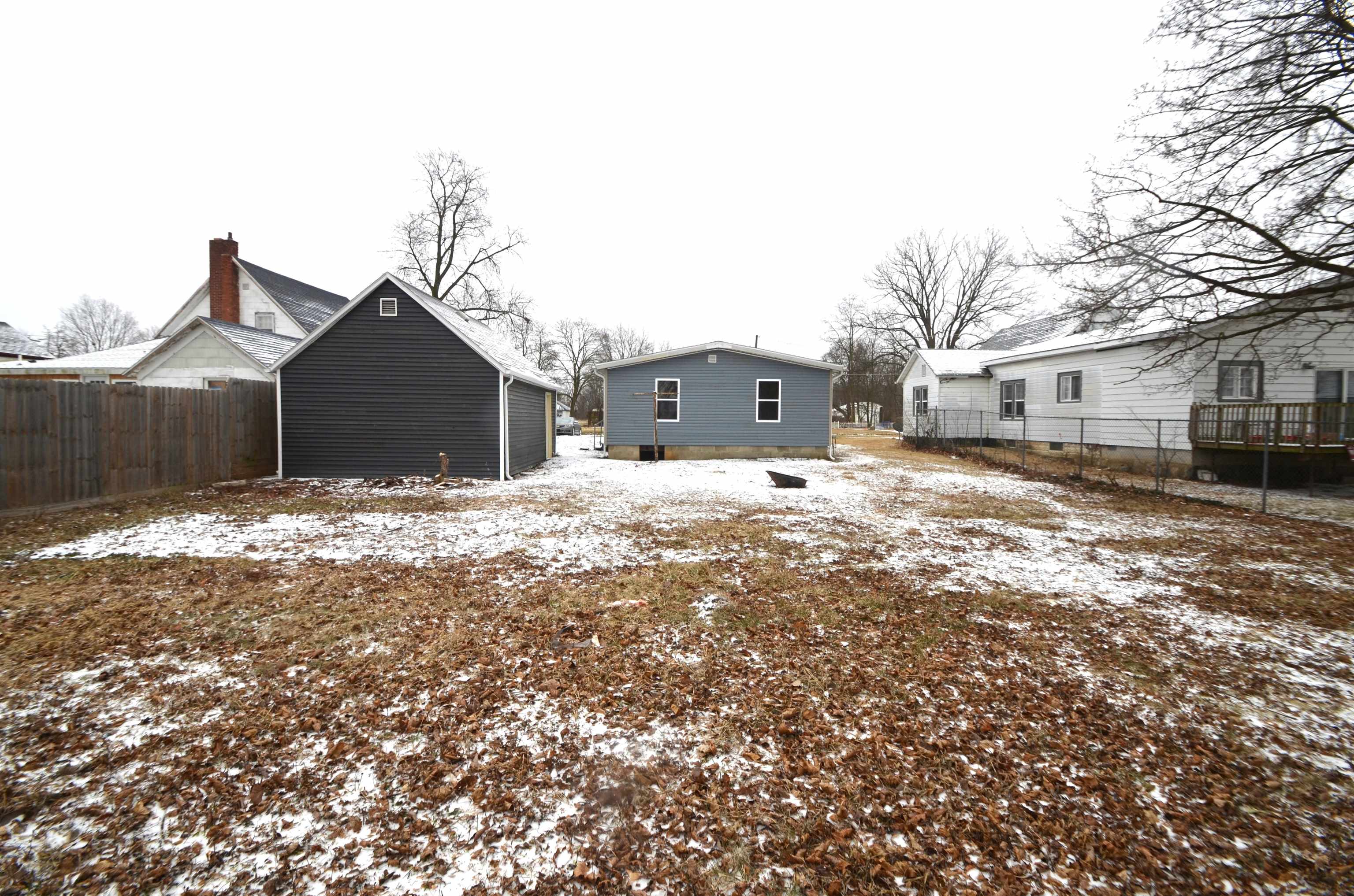 137 Walnut Street Butler, IN 46721 - Photo 3 of 18