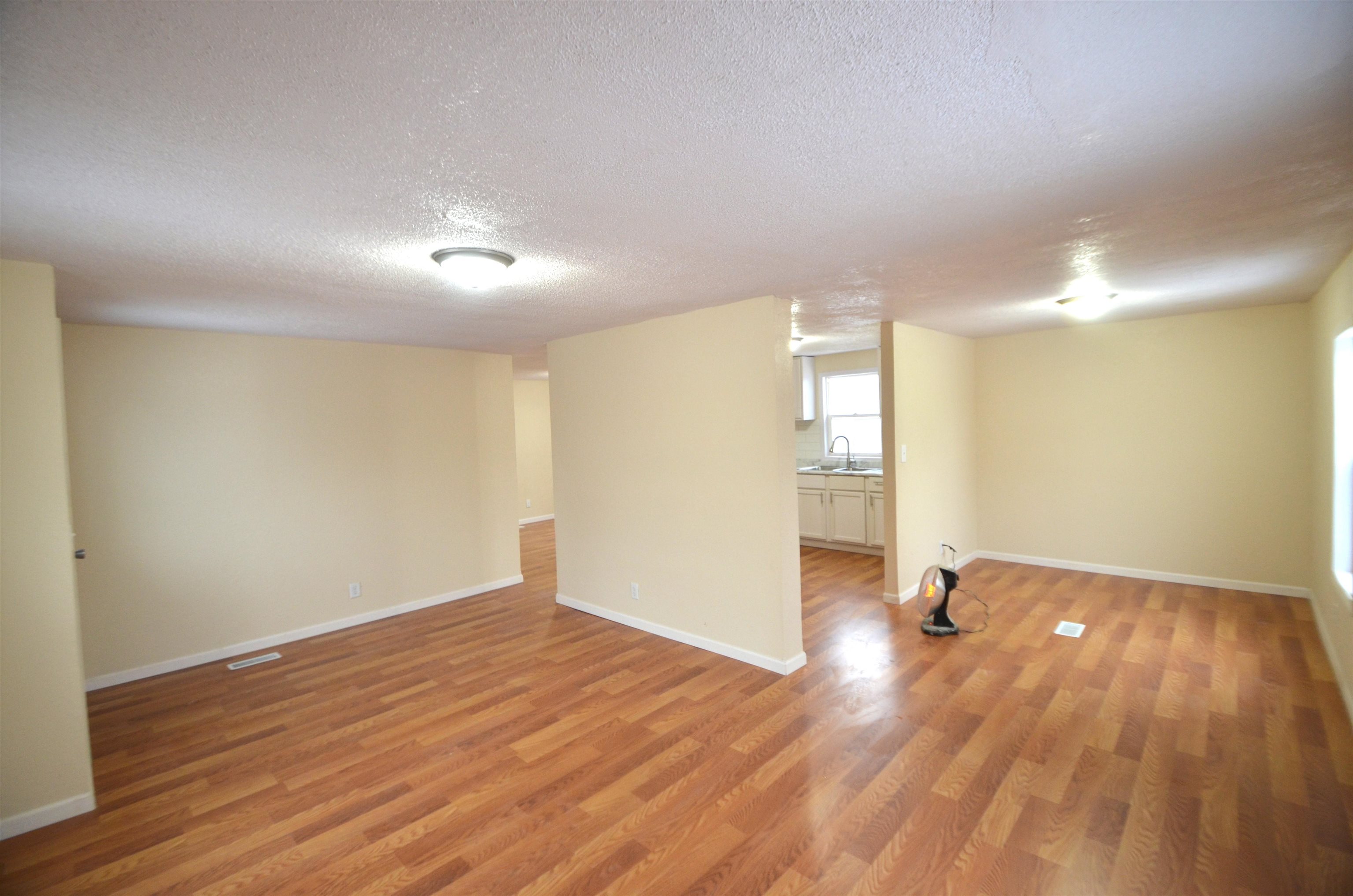 137 Walnut Street Butler, IN 46721 - Photo 6 of 18