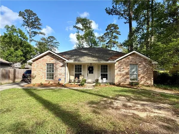 $1,800 | 2005 Rapatel Street, Mandeville, LA 70448