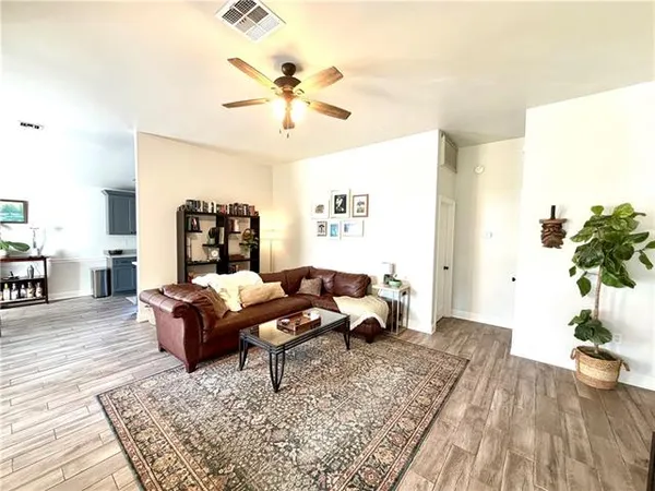 $1,800 | 2005 Rapatel Street, Mandeville, LA 70448