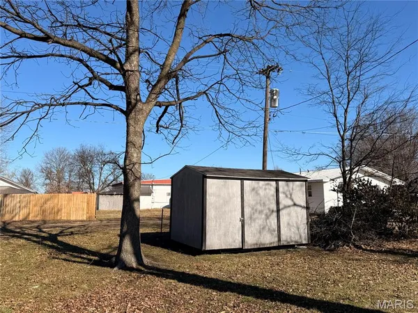 $89,000 | 106 West Railroad Street, Gideon, MO 63848