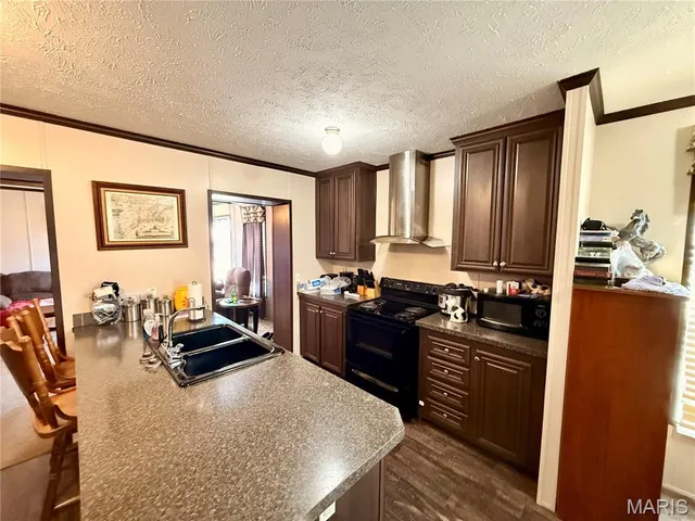 $97,000 | 106 West Railroad Street, Gideon, MO 63848