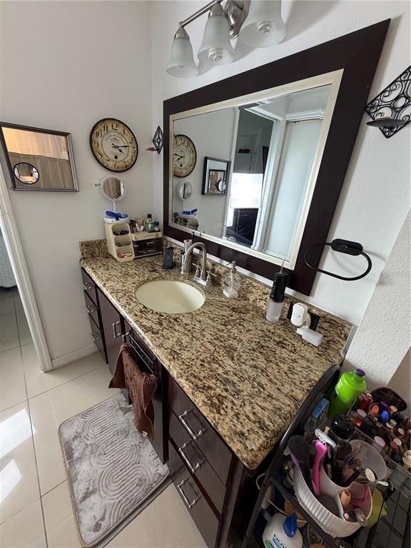 36 Lakepointe Circle Kissimmee, FL 34743 - Photo 22 of 44