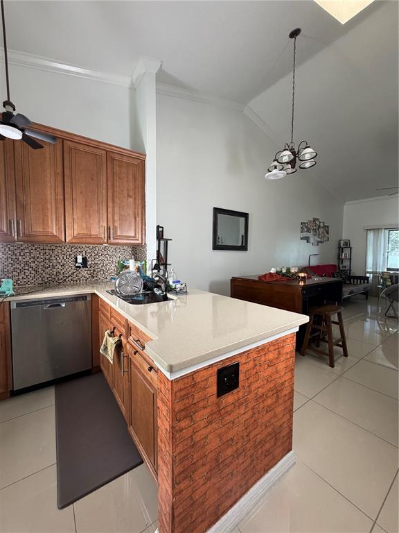 36 Lakepointe Circle Kissimmee, FL 34743 - Photo 7 of 44