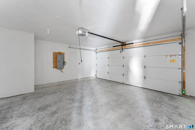 $315,000 | 6 Nahaco Hill Lane, Eastford, CT 06242