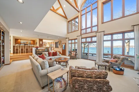 $10,995,000 | W2908 Walcowis Drive, Linn, WI 53147