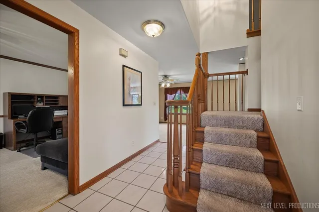 a view of livingroom with furniture and closet