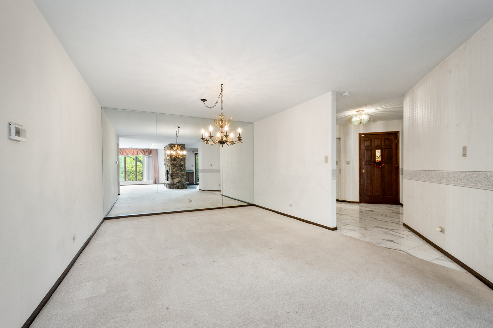 75 Boardwalk Place, Unit 203 Park Ridge, IL 60068 - Photo 7 of 24 Gallery Image 7