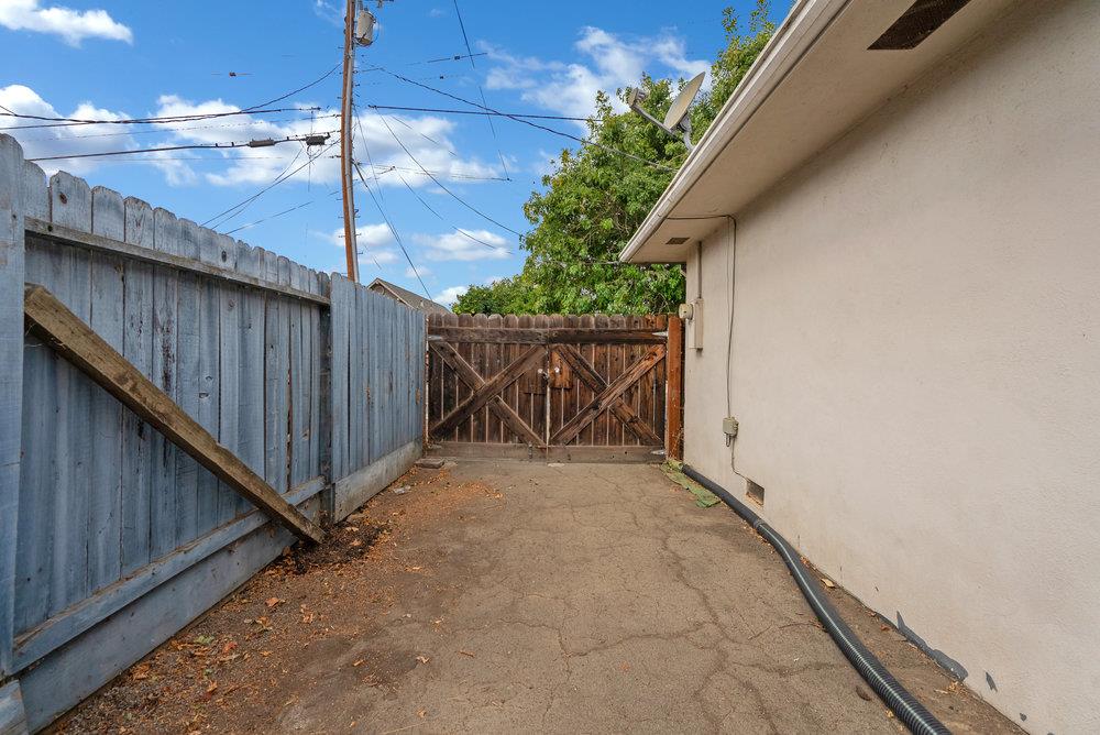 77 Nash Road Hollister, CA 95023 - Photo 54 of 65 Gallery Image 54
