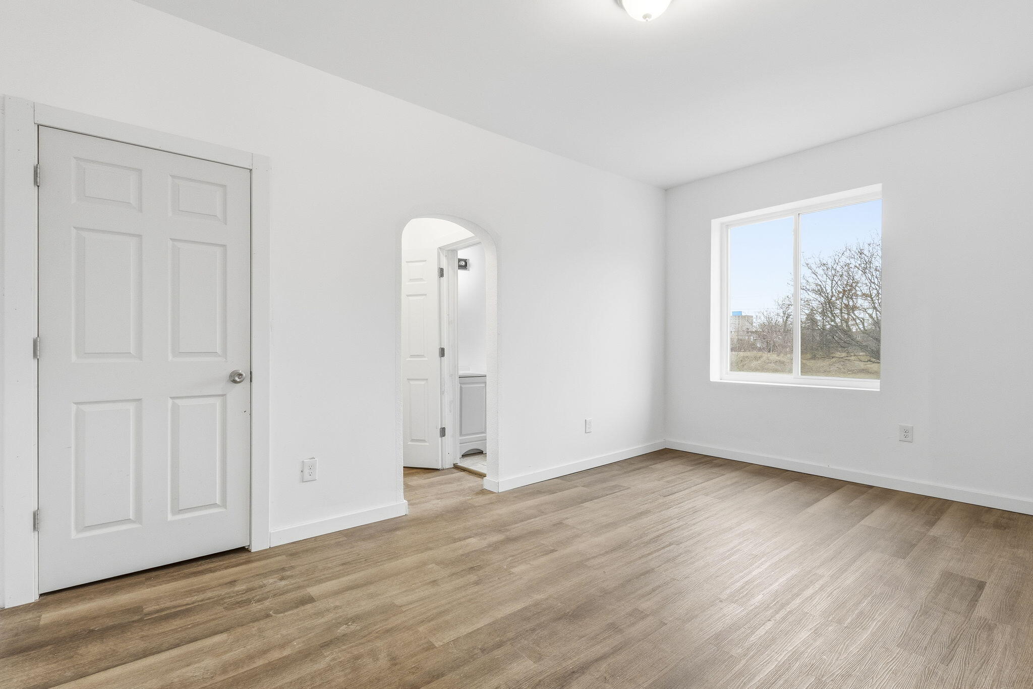 3295 Rochester Street, Unit 3 Detroit, MI 48206 - Photo 4 of 10 4-web-or-mls-Rochester_3295_Unit1 - Livi