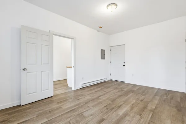 $900 | 3295 Rochester Street, Unit 3, Detroit, MI 48206