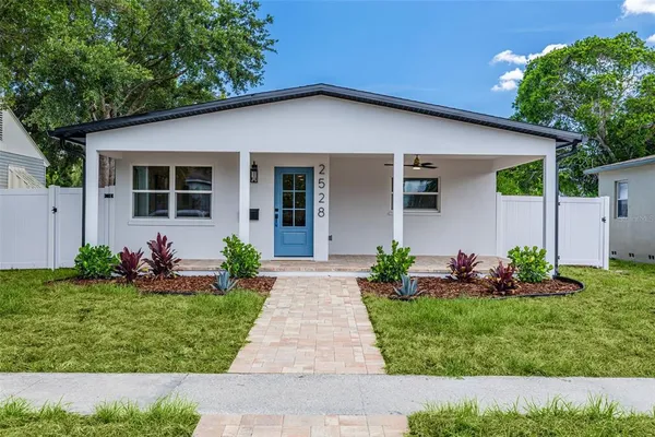 $995,000 | 2528 4th Avenue South, St. Petersburg, FL 33712