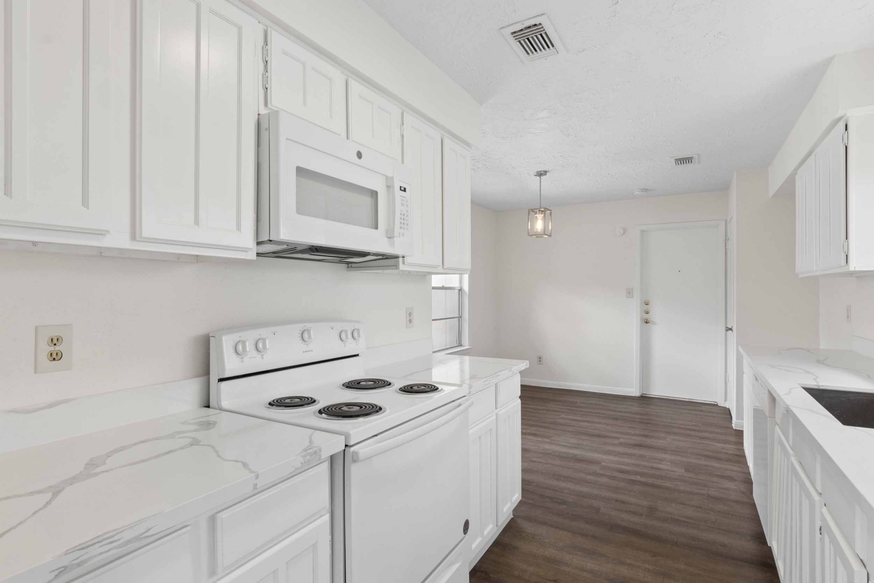 10411 Rabbit Oak Drive Houston, TX 77065 - Photo 12 of 22