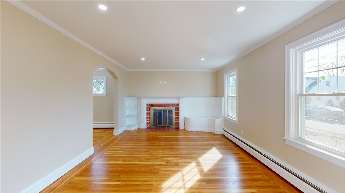 28 Crossway Road Cranston, RI 02910 - Photo 13 of 30