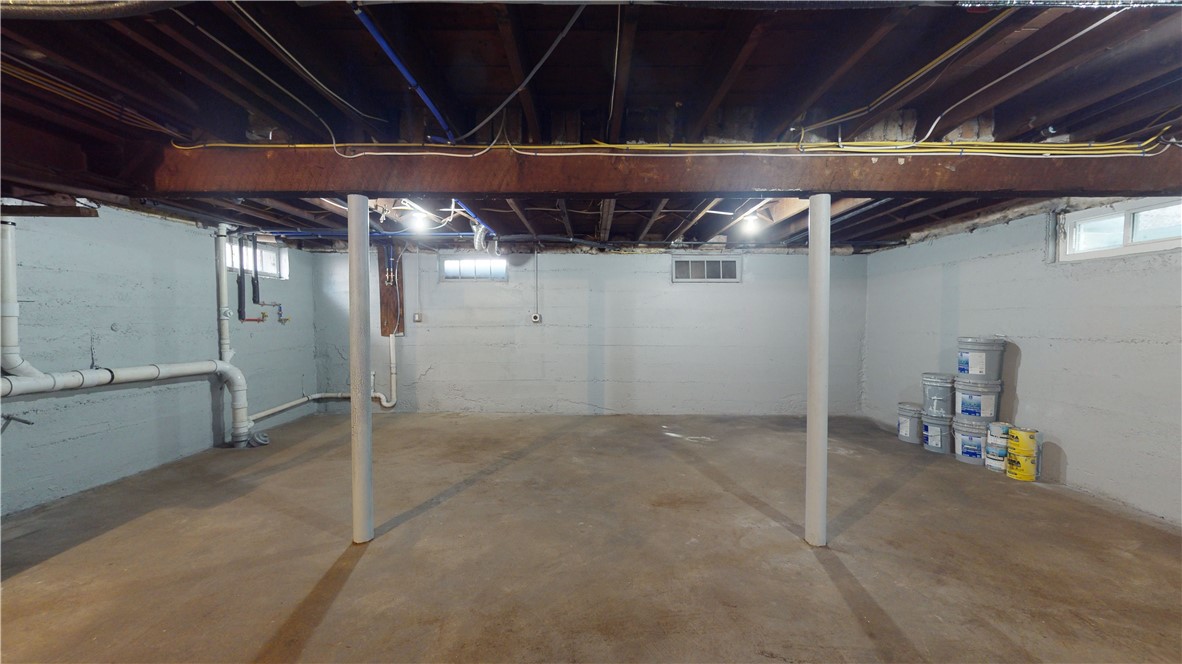 28 Crossway Road Cranston, RI 02910 - Photo 27 of 30