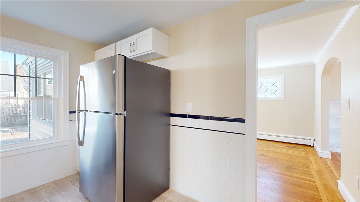 28 Crossway Road Cranston, RI 02910 - Photo 10 of 30