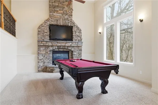 $795,000 | 10514 Northwest River Hills Drive, Parkville, MO 64152