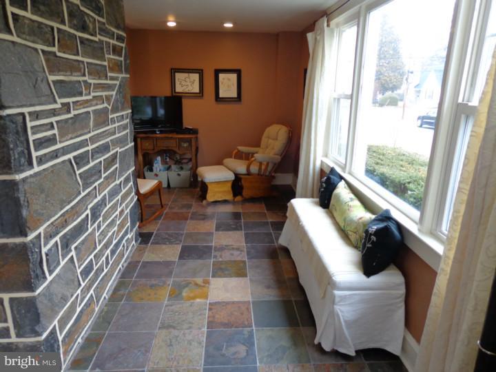 168 Sycamore Road Havertown, PA 19083 - Photo 3 of 25 Porch