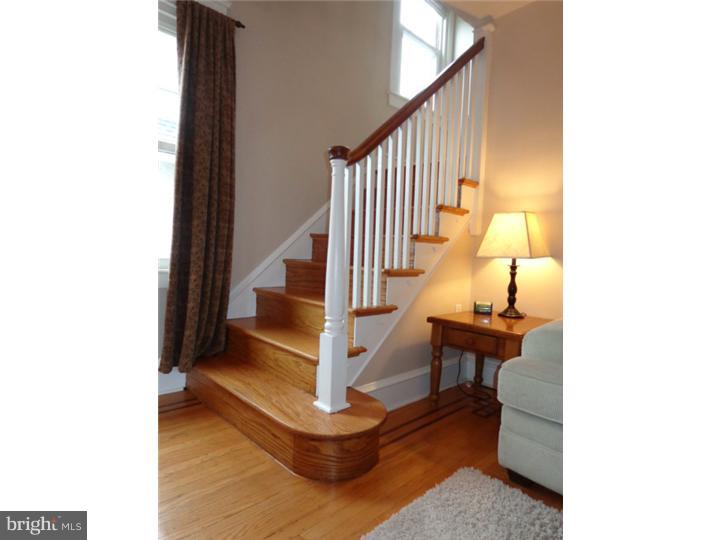 168 Sycamore Road Havertown, PA 19083 - Photo 5 of 25 Living Room