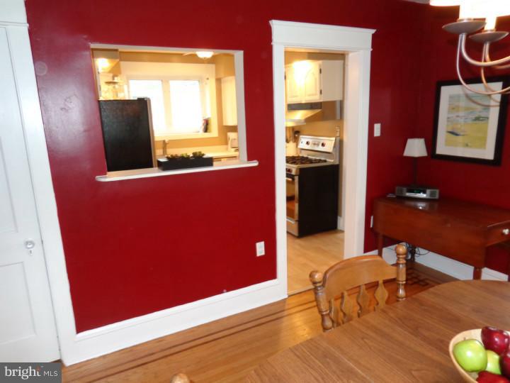 168 Sycamore Road Havertown, PA 19083 - Photo 9 of 25