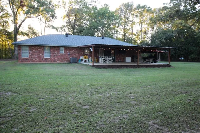 $199,000 | 2269 Durand Street, Mansura, LA 71350
