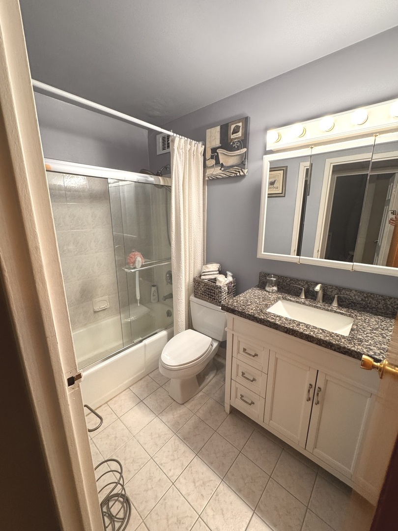 9009 Golf Road, Unit 2G Des Plaines, IL 60016 - Photo 27 of 35